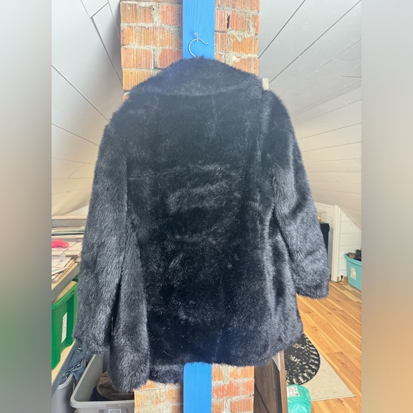 1960s Faux Fur Betty Rose Coat - Picture 6 of 9